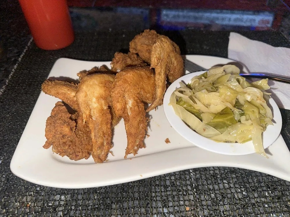 Fried Chicken Wings & Cabbage
